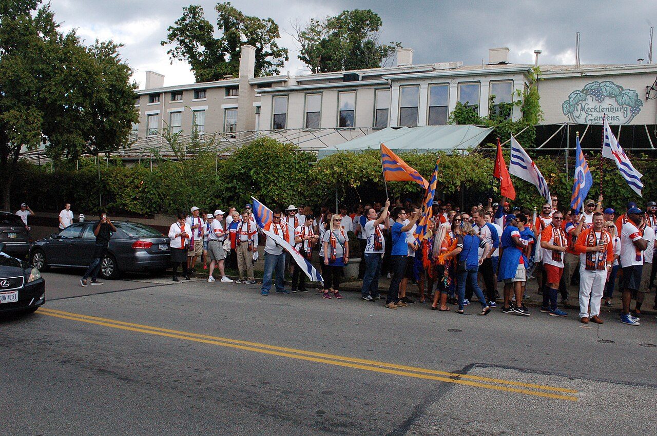 欧联杯16强赛程看点｜纽卡斯尔联 / 曼彻斯特联 / 利物浦 对阵与晋级形势解析 - 华体会官方版网站登录入口 观察